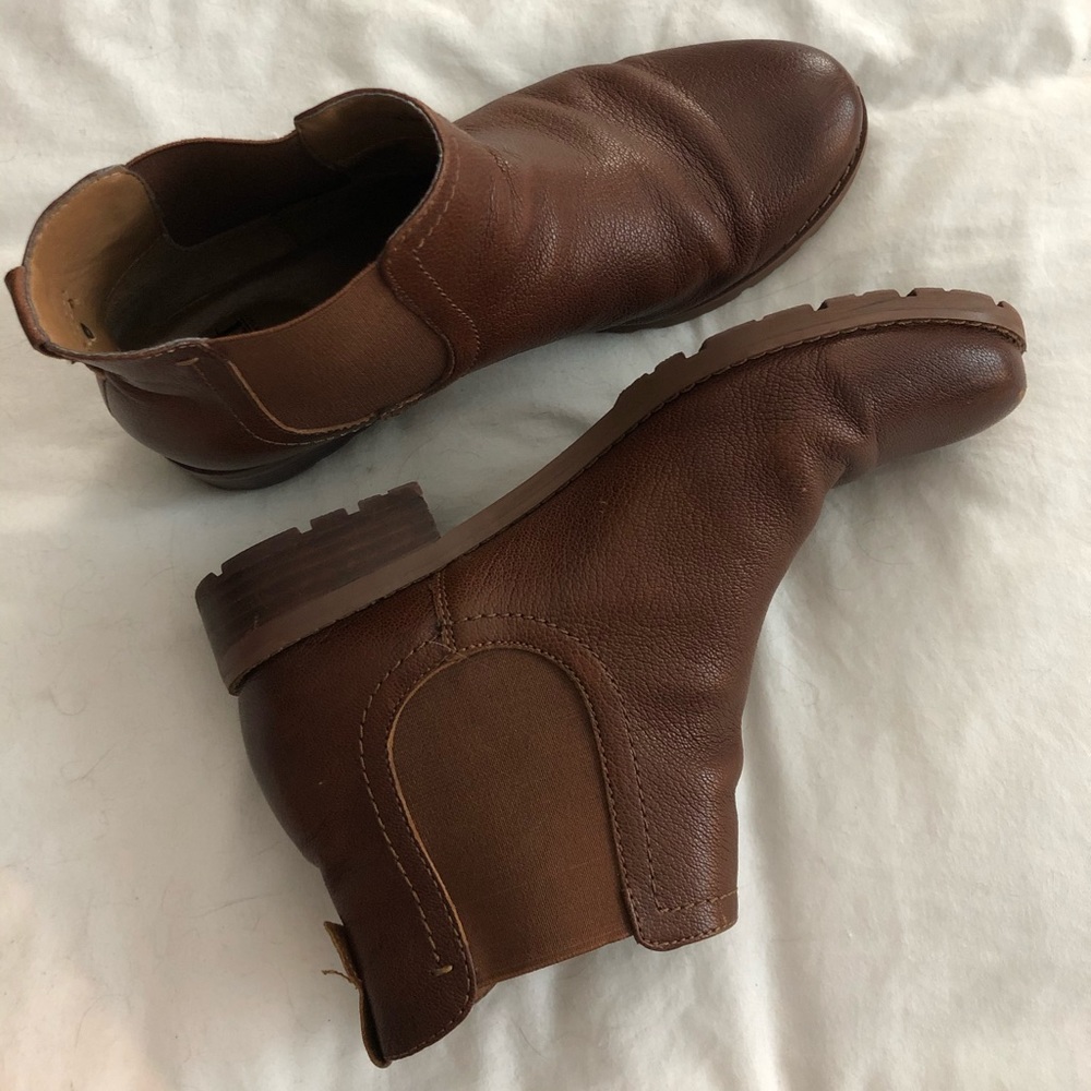 Söfft brand booties